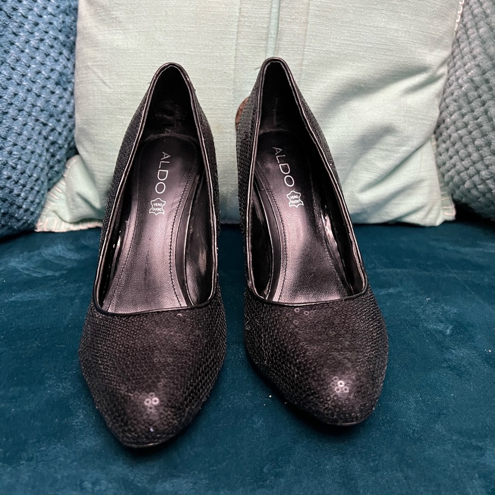 Aldo black sequin heels